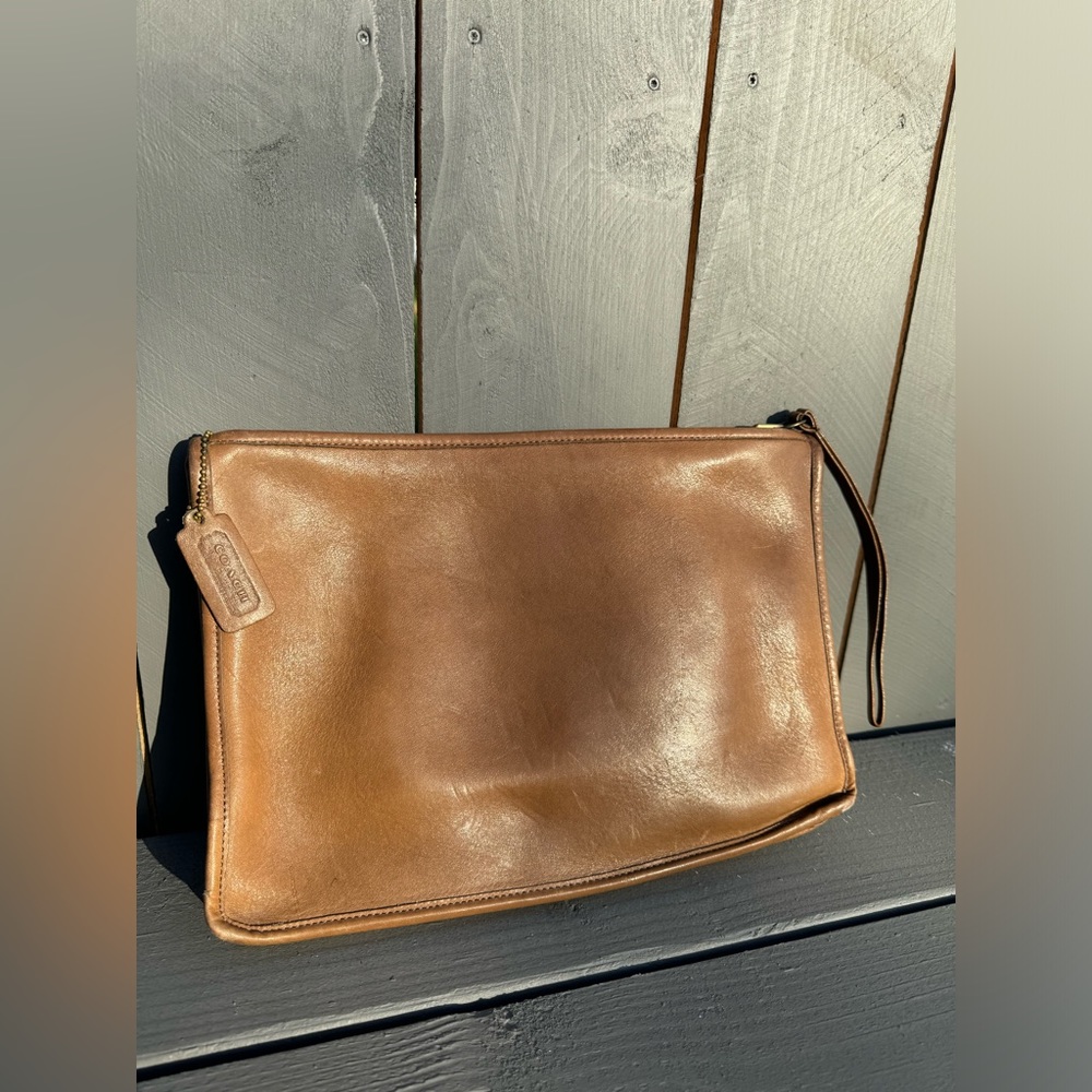 Rare 1970s Vintage Coach Talon Leather Clutch